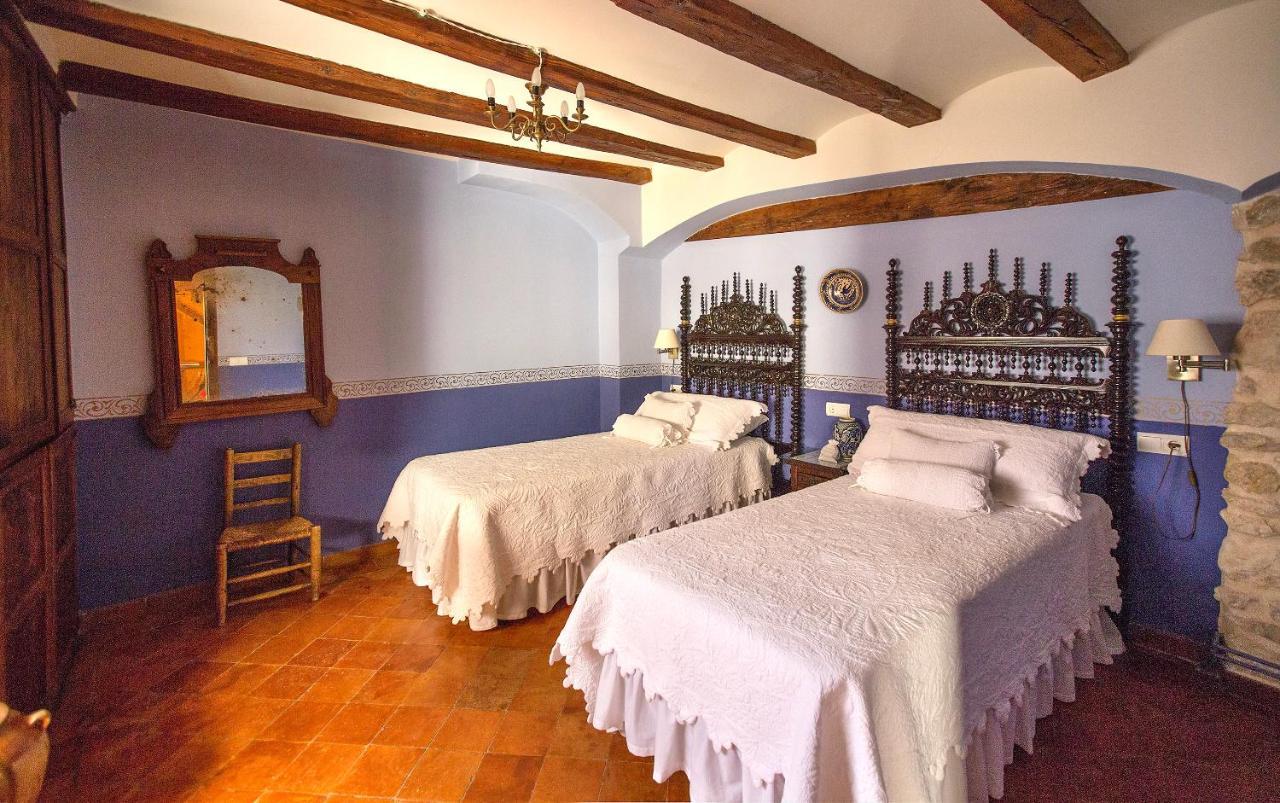 Casa Rumbet Horta de Sant Joan Bagian luar foto