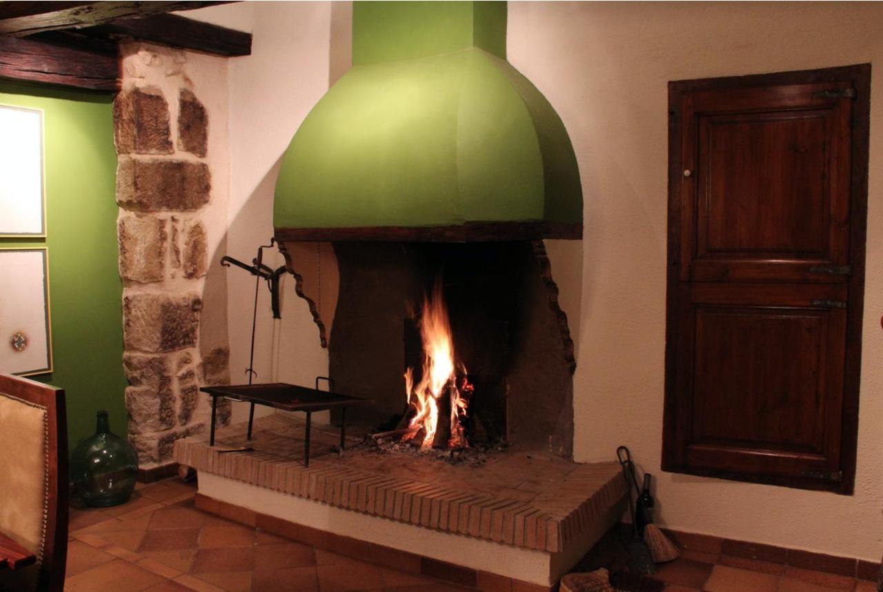 Casa Rumbet Horta de Sant Joan Bagian luar foto