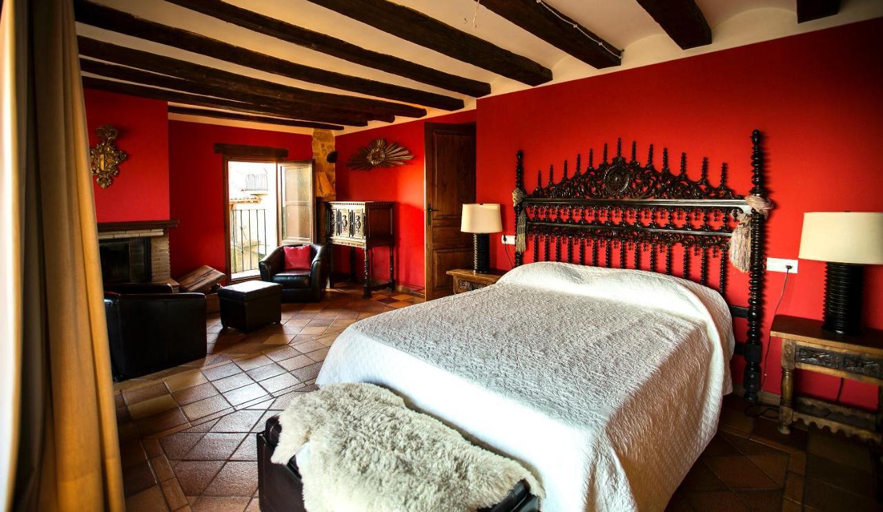 Casa Rumbet Horta de Sant Joan Bagian luar foto