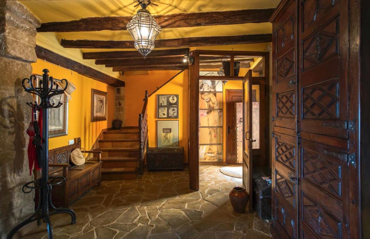 Casa Rumbet Horta de Sant Joan Bagian luar foto